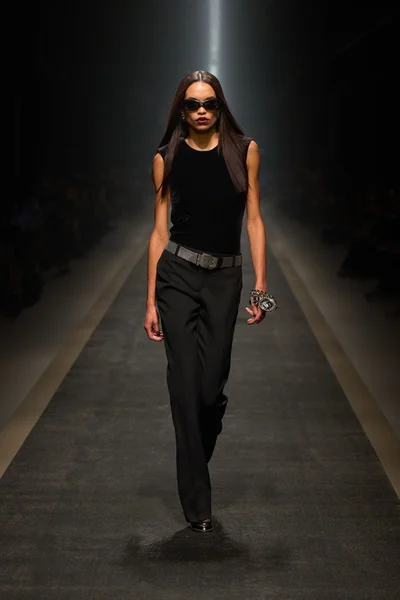 Look 46